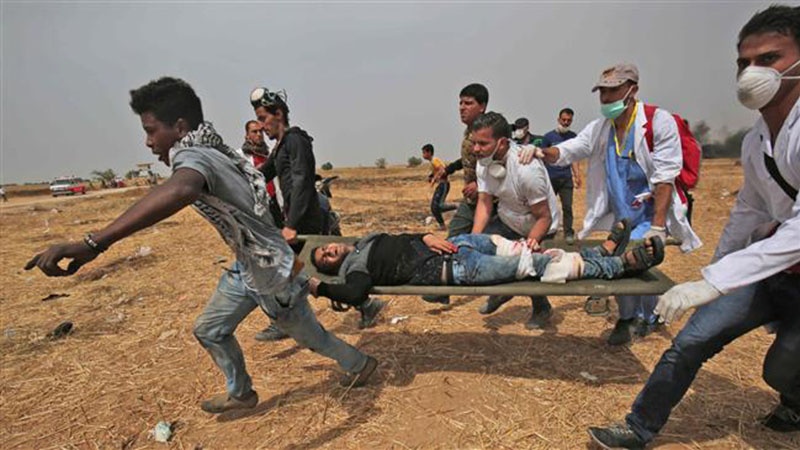 Two Palestinian men martyred in clashes with Israeli soldiers in eastern Gaza